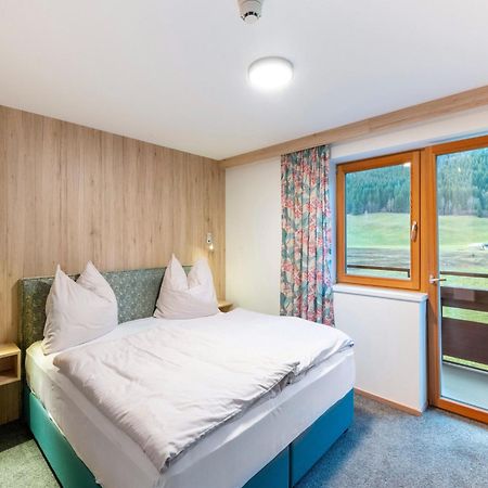 Lovely Apartment With Sauna Ski Storage Pool Terrace Wald im Pinzgau Eksteriør bilde